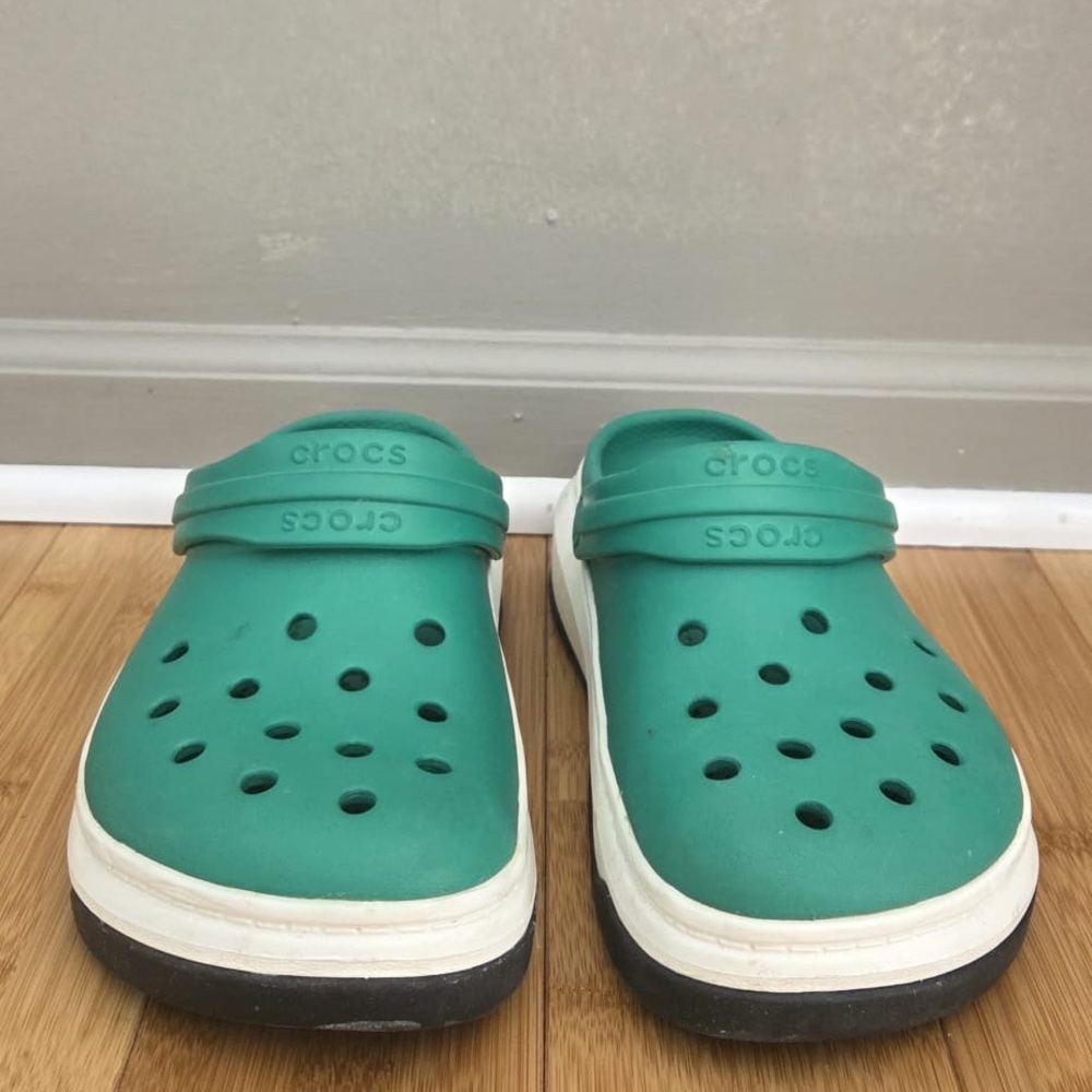 CROCS Green and White Water Shoes